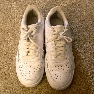 NIKE COURT VISION LOW (WHITE)